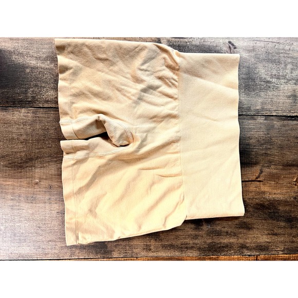 Bundle of two Yummie Tummie Shaping Shortie S/M - Picture 5 of 11